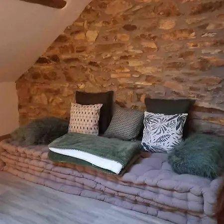 Daire Le Grenier De Charlotte *